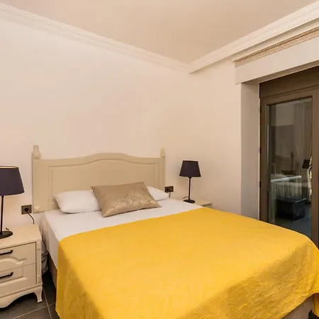 Lejlighed Lovely Flat 300 M To With Shared Pool In Kas
