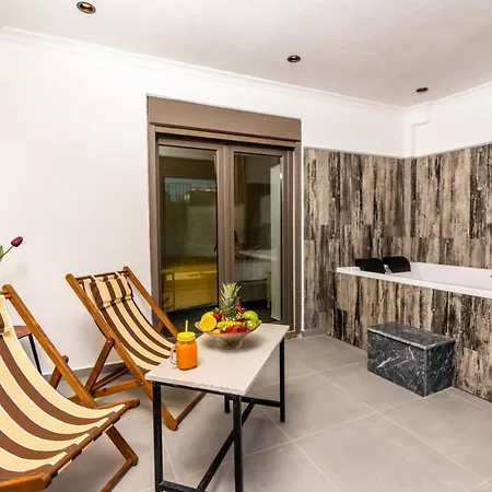 Lovely Flat 300 M To With Shared Pool In Kas * Gokceoren (Antalya)